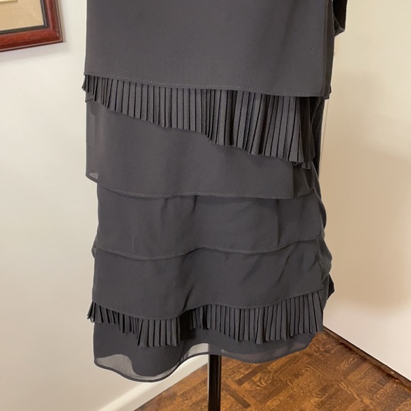 Express asymmetrical detailed tank top $14 - Picture 10 of 12